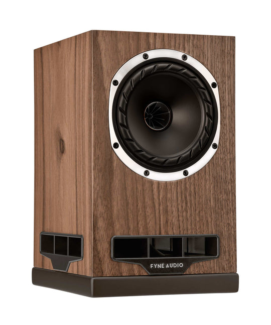 Regallautsprecher F5S von Fyne Audio mit IsoFlare-Technologie und BassTrax Diffuser in schwarzem Eichefurnier