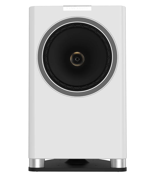 Weißer F701 Lautsprecher im Hochglanz-Klavierlack mit FS8-Standfuß von FYNE Audio